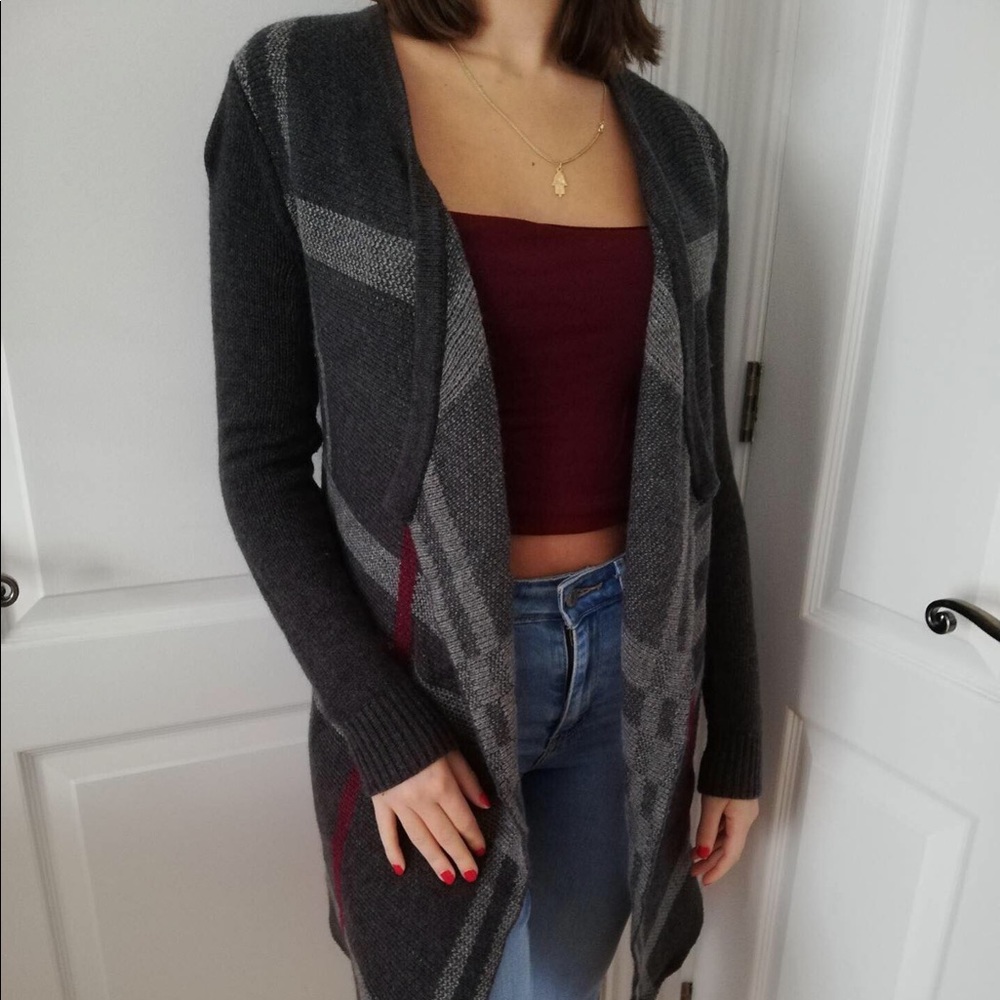 Checkered cardigan with no buttons